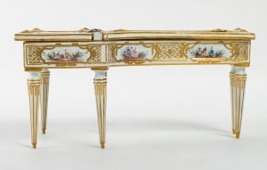 Piano en porcelaine, XIXème siècle||||||||||||