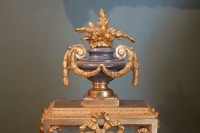 Pendule cage de style Louis XVI, XIX ème siècle
