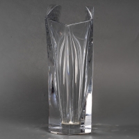 Cristallerie De Baccarat , Vase Grand Modèle &quot;Ginkgo&quot; Crée Par Thomas Bastide