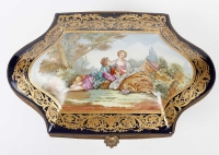 Coffret en porcelaine et bronze doré, XIXème siècle
