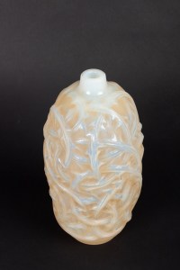 Vase « Ronces » verre opalescent patiné sépia de René LALIQUE