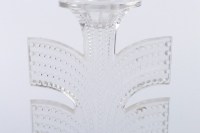 Paire de Bougeoirs « Tokyo » verre blanc de René LALIQUE