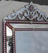 Miroir Vénitien à Fronton Style LXIV Couleur Rouge Bohême 19ème