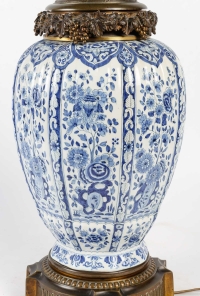 Lampe Delft, vase bleu et blanc, XIXème siècle