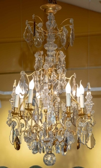 Grand Lustre De Style Louis XV En Cristal Et Bronze Doré. Circa 1920