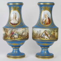 Paire de Vases en Porcelaine de Sèvres, Epoque Napoléon III, XIXème Siècle.
