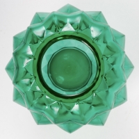 Vase &quot;Nivernais&quot; verre vert émeraude de René LALIQUE