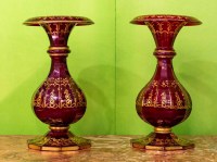 Pair de vases Bohème rouge et or, 1840