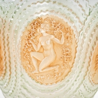 René Lalique: &quot;Dryads&quot; Vase