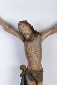 Christ en bois polychrome.