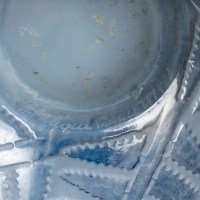Vase &quot;Espalion&quot; verre opalescent double-couche patiné gris de René LALIQUE