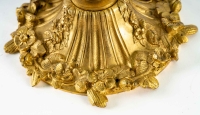 Paire de coupes en opaline vert et base en bronze doré fin XIXème siècle