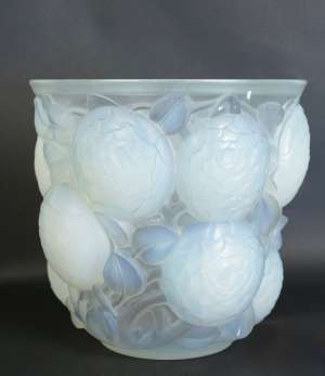René Lalique  paire de vases &quot;Oran&quot;