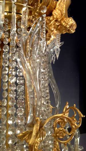 Lustre style Restauration en bronze doré et cristal 19ème siècle