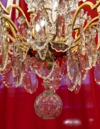 Grand lustre à 12 lumières attribué à Baccarat, XIXème siècle