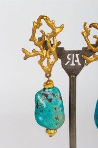Boucles d&#039;oreilles bronze en forme d&#039;algues et pierres bleues