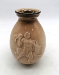 Petit Vase En Porcelaine De Sèvres
