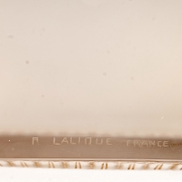 Boîte &quot;Sultane&quot; verre blanc patiné sépia de René LALIQUE