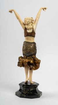 Danseuse andalouse en chryséléphantine sur marbre de Claire Colinet, XXème