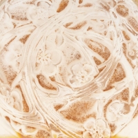 Flacon &quot;Mimeomai&quot; verre blanc patiné sépia de René LALIQUE pour Volnay