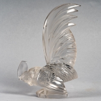 Mascotte « Coq Nain » verre blanc de René Lalique