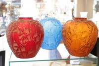 René Lalique ensemble de Vases &quot;Perruches&quot; couleur
