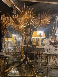 1970′ Lampadaire Palmier Yuka en Laiton Et fer Patiné Maison Jansen 3 Têtes Style Brutaliste H 200 cm