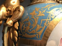 Importante paire de vases de Sèvres, bleu clair et bronzes dorés. Réf: 199.