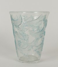 René Lalique (1860-1945) Vase GRIVES