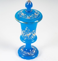 Gobelet en opaline bleu, XIXème siècle