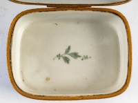 Boîte en porcelaine de la fin du XIXème/début XXème siècle