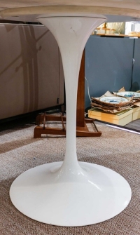 Eero Saarinen &amp;  Knoll : Table « Tulip ovale » calacatta oro