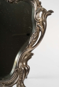 Miroir de table en bronze argenté, glace bisauté au mercure, XIXème siècle