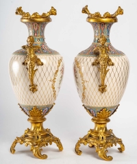 Rare Paire de Vases en Porcelaine, XIXème siècle