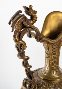 Paire d&#039;Aiguières en Bronze, époque Napoléon III, XIXème siècle.