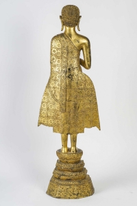 A Monk Statue.