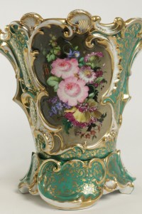 Vases de mariès en Porcelaine de Paris, céramique XIXème.