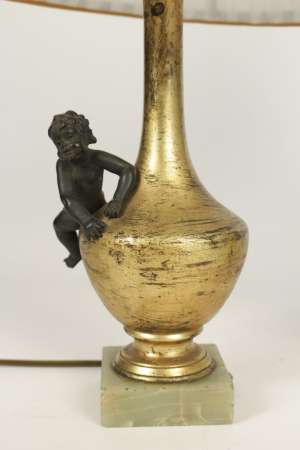 Paire de lampes aux amours en bronze doré et patiné, base en onyx, 19ème siècle, époque Napoléon III