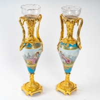 Paire de Vases en Porcelaine de Sèvres bleu, XIXème siècle