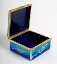 Petite boîte a bijoux art nouveau signée H. Doublet