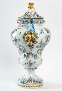 Pot couvert Delft polychrome, XVIIIème siècle