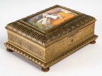 Boîte en bronze avec plaque émaillée , XIXème siècle