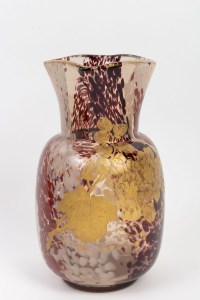 Vase aux pivoines Cristallerie de Sèvres 1885