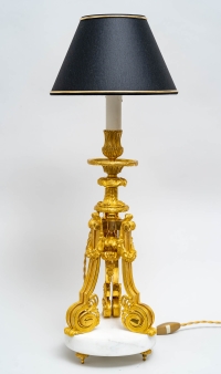 Paire de lampes en bronze doré et marbre de Carrare, Circa 1870
