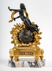 Pendule en bronze doré de stle Louis XIV fin XIXème siècle