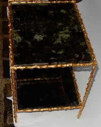 1970&#039; Paire de Bouts de Canapé En Bronze Doré Decor Végétal  Maison Jansen Plateaux Miroirs Vieillis  49 X 37 cm
