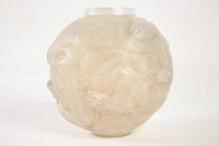 Rene Lalique 0palescent Vase &quot;Formose&quot;.