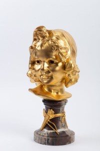 Sculpture tête d&#039;enfant en bronze doré et marbre de MICHELET 20e siècle