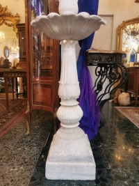 Fontaine en marbre du début du 19 ème siècle