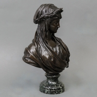 Sculpture - La Grande Prêtresse &quot;Vestale&quot; , Clodion (1738-1814) - Bronze
